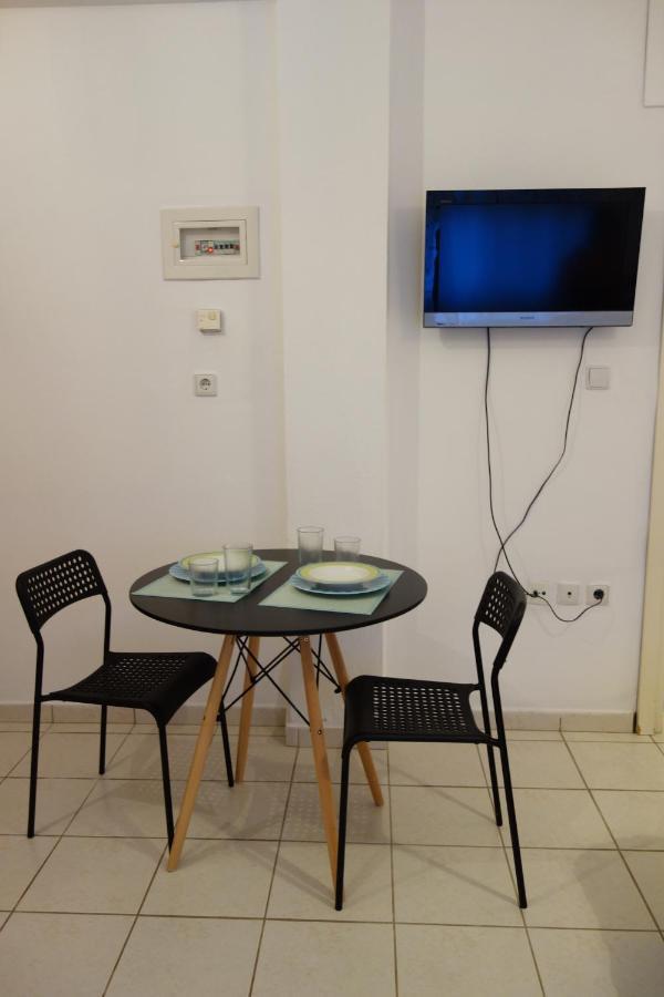 Kiki'S Cosy Apartments Néa Khilí 外观 照片