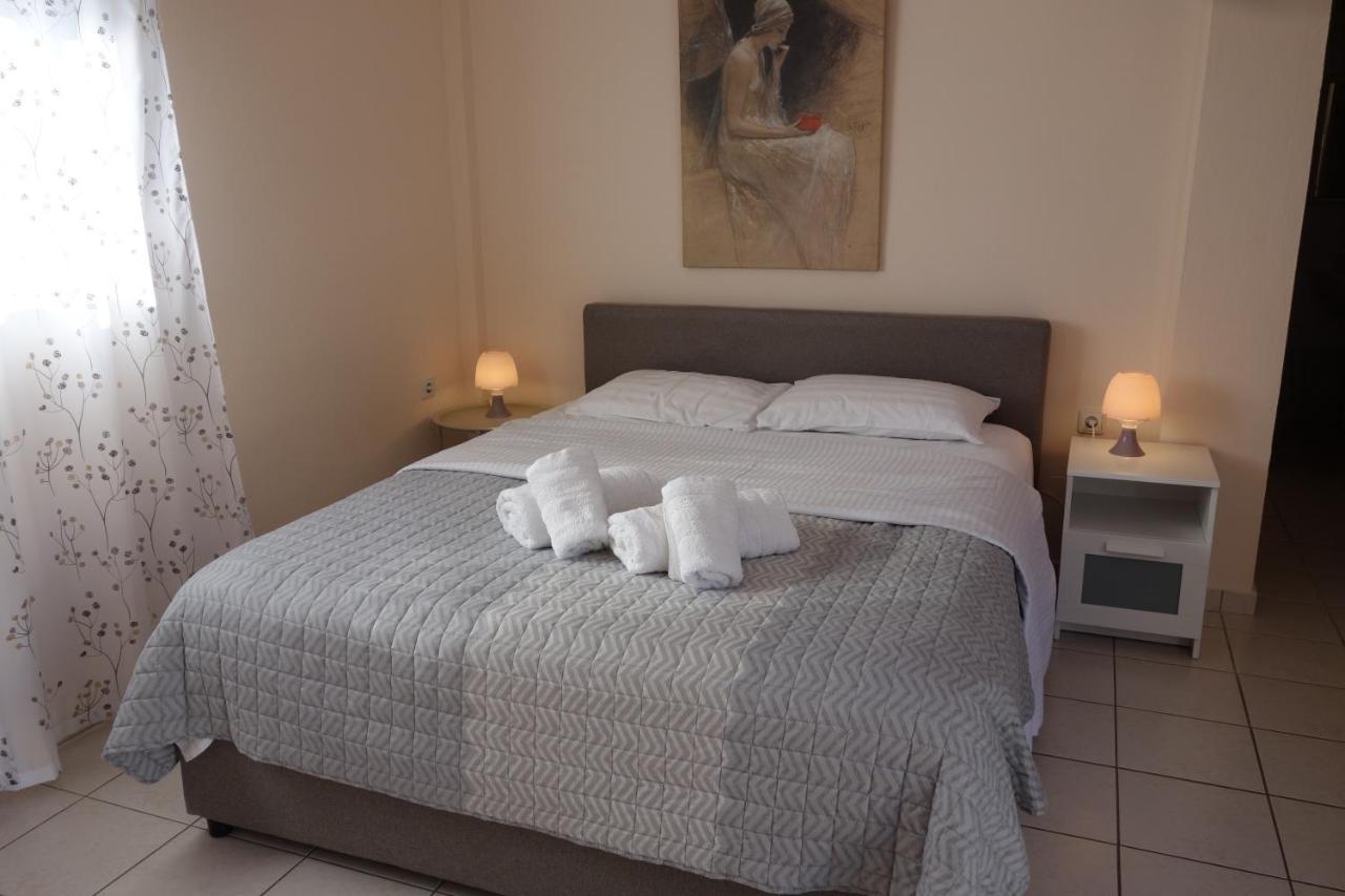 Kiki'S Cosy Apartments Néa Khilí 外观 照片
