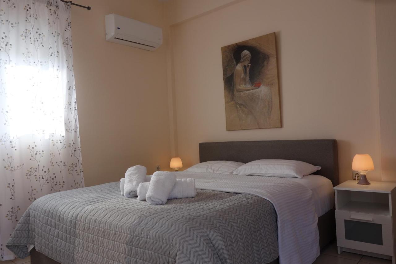 Kiki'S Cosy Apartments Néa Khilí 外观 照片