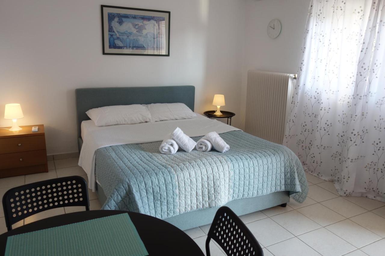 Kiki'S Cosy Apartments Néa Khilí 外观 照片